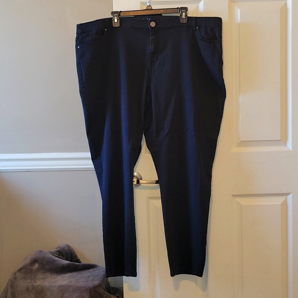 Black effortless stretch pant